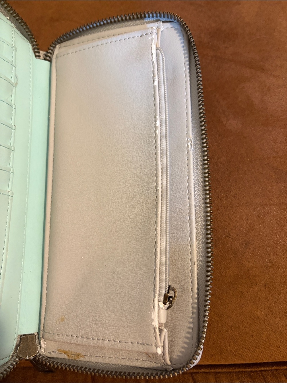 Loungefly StarWars Wallet - Picture 9 of 9